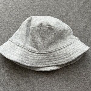 New without tags Simon’s terry cloth bucket hat light grey